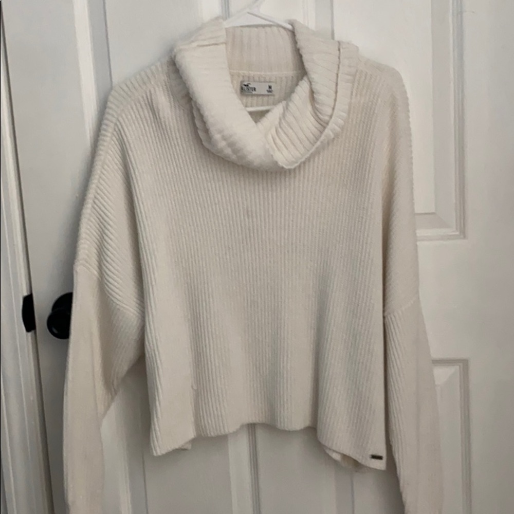 Hollister Sweater
